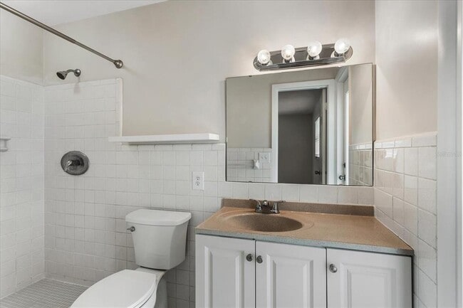 Building Photo - 6513 Stockbridge Ave