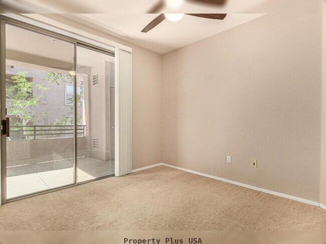 Building Photo - "Unique 3-Bed, 2-Bath Condo with 2 car attached garage located in Prime Scottsdale Location!"