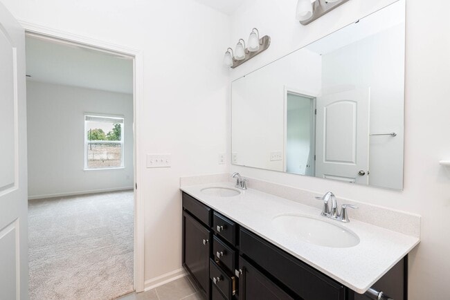 Building Photo - BEAUTIFUL 3 Bedroom Home - Stonebridge Fairways - AVAILABLE NOW