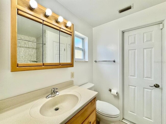 Building Photo - 1145 Stewart Dr