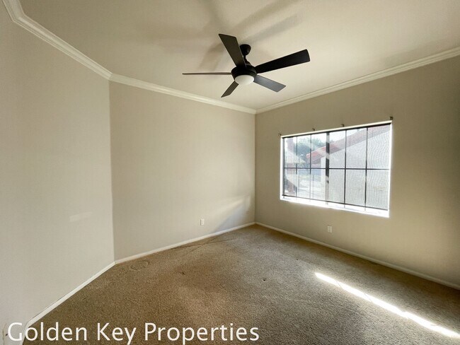 Building Photo - Ground Floor Condo in Paseo De La Costa!
