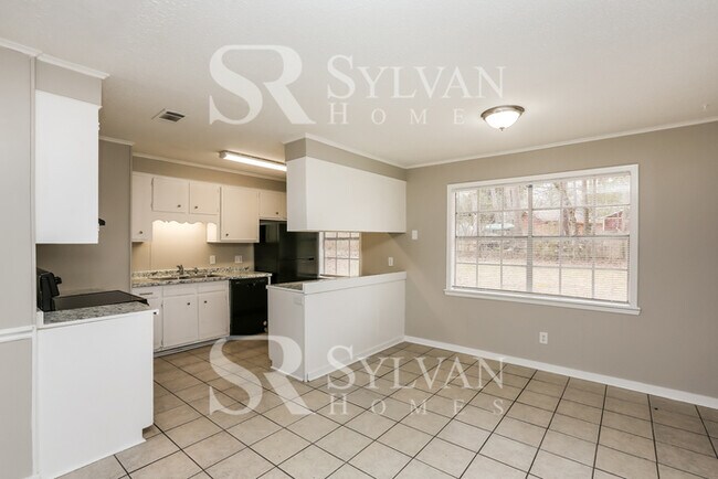 Building Photo - Lease today! No extra charge for contentme...