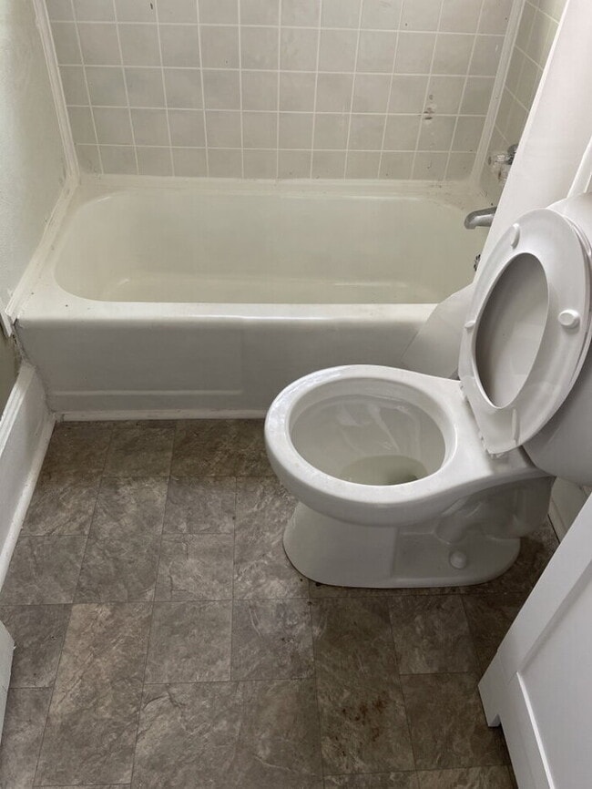 Building Photo - "Charming 1-Bedroom Retreat in Honea Path - Ideal for Cozy Living!"