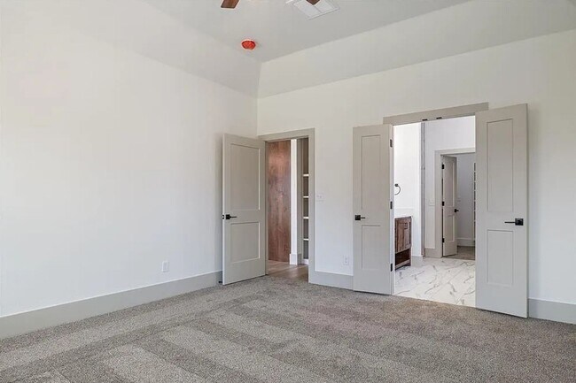 Building Photo - 11628 NW 105th St