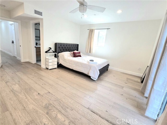 Building Photo - 1225 W 41st St