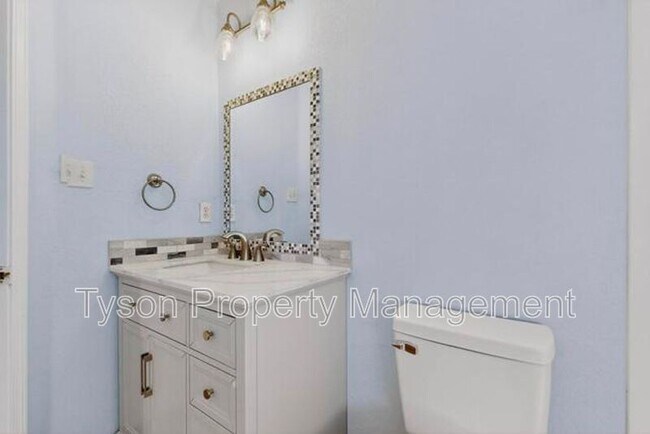 Building Photo - 10332 Calle Hermosa Pl NW