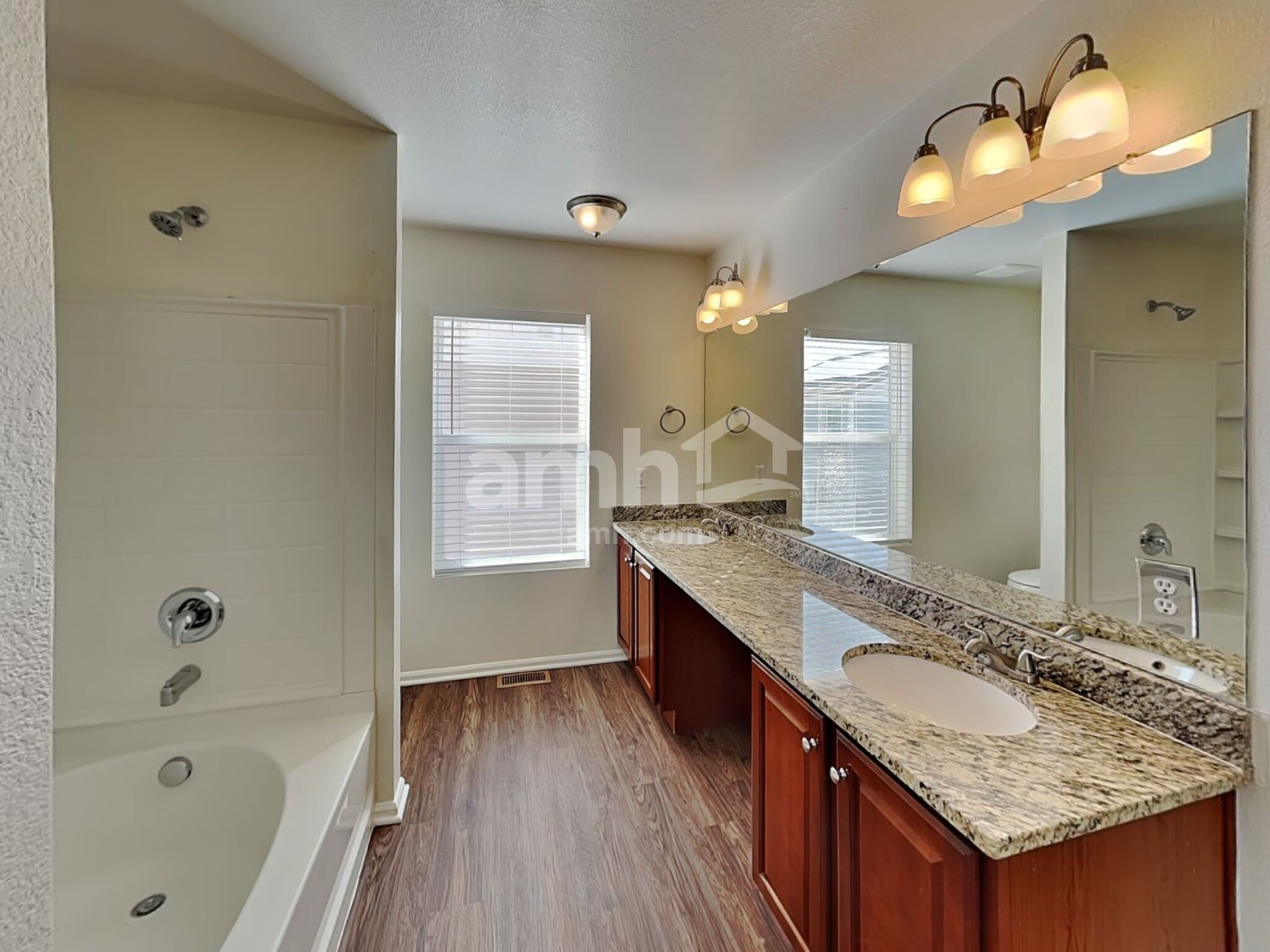 Building Photo - 5552 N Genoa St