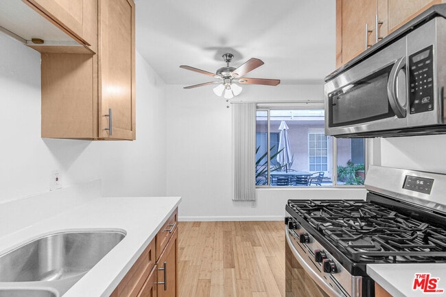 Primary Photo - 2627 5th St