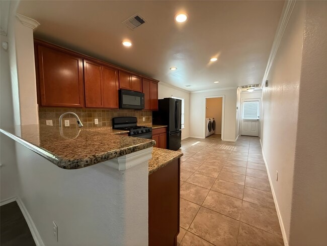 Building Photo - 17131 Falcons Nest Landing Dr