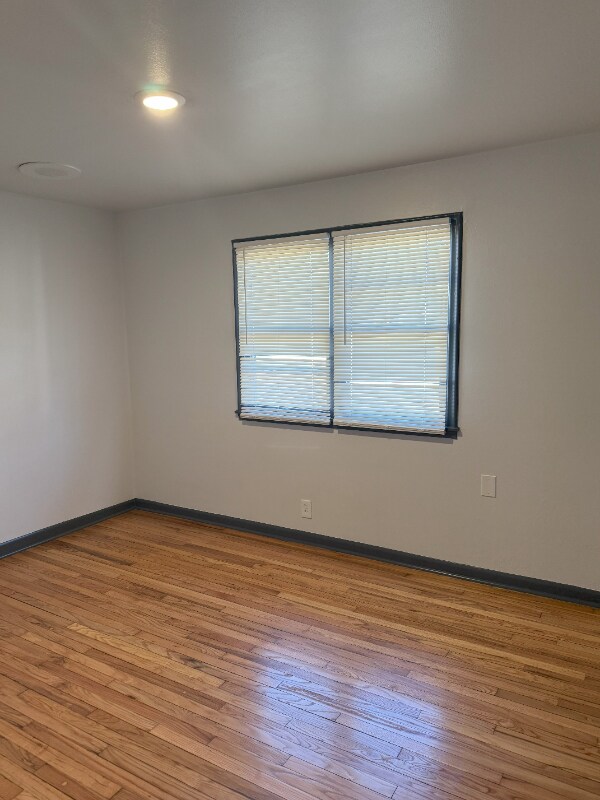 Building Photo - 4005 Hartman Cir