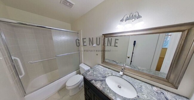 Building Photo - 3Bd 2Ba Home in Mesa Verde