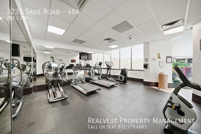 Building Photo - 3235 Sage Rd