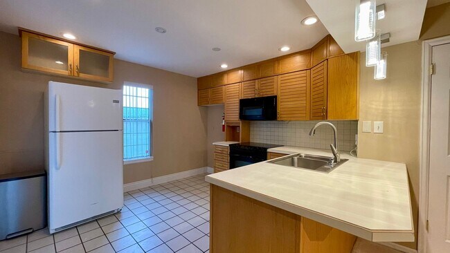 Building Photo - Mountain Views & Resort-Style Living Await!