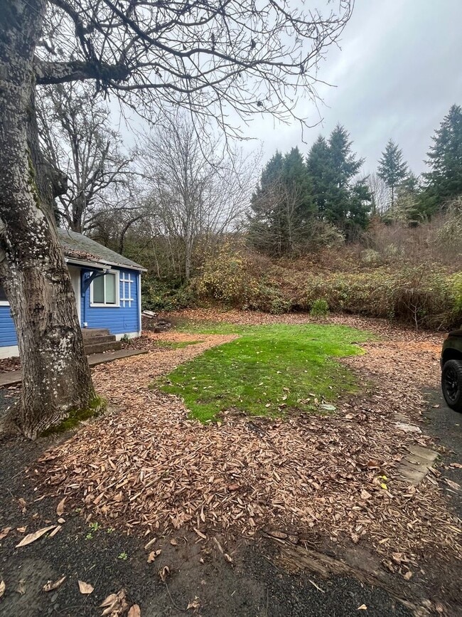 Building Photo - 2-Bedroom 1-Bathroom home in Cottage Grove!