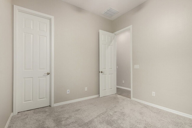 Building Photo - 7747 S 167th Ave