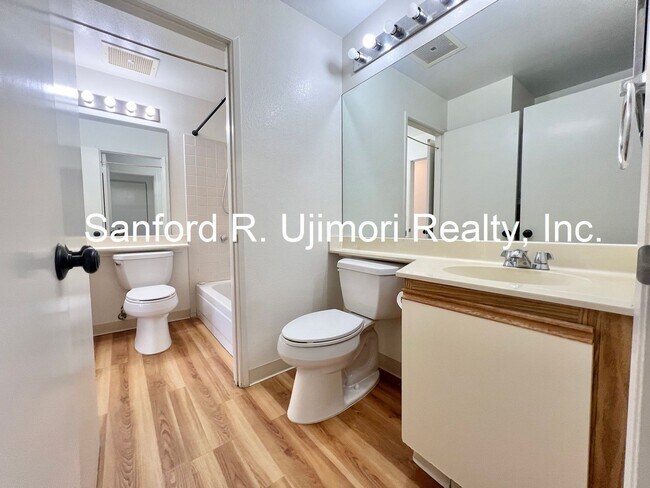 Building Photo - lulu9410