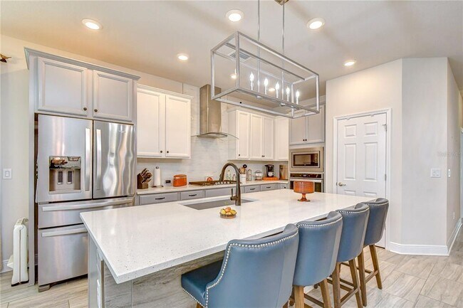 Building Photo - 15371 Caravan Ave