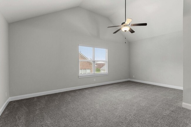 Building Photo - 3BR Home with Bonus Loft & Spa-Inspired Pr...