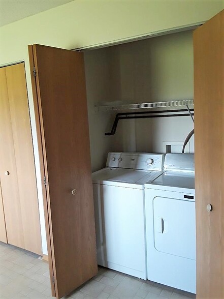 Building Photo - 2102 135th St