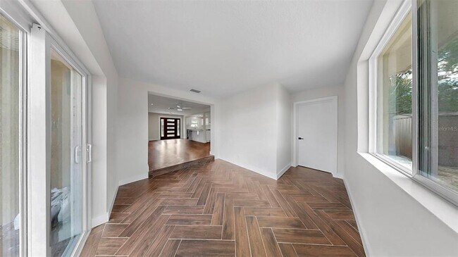 Building Photo - 5435 Drinkard Dr