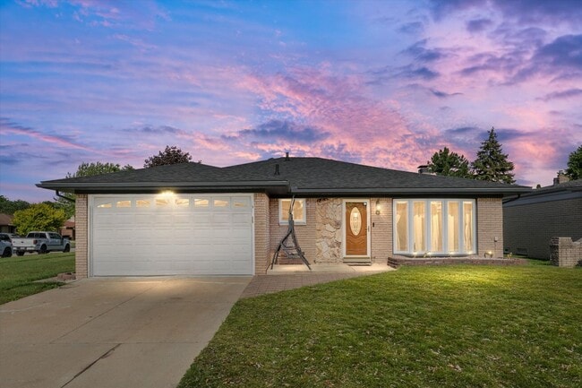 Primary Photo - 37400 Hacker Dr