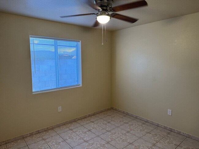 Building Photo - 4 Bedroom 2 Bath Corner Lot Home