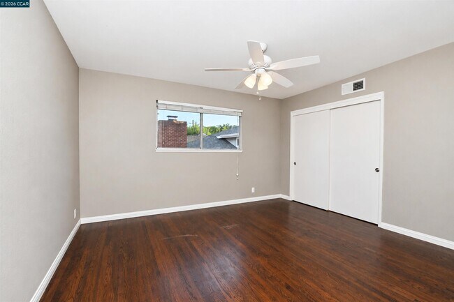 Building Photo - 3121 Alhambra Ave