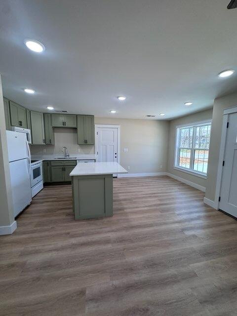 Building Photo - 809 Hillcrest Dr