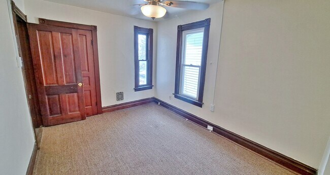 Building Photo - 233-235 Centennial Avenue