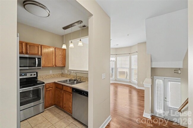 Building Photo - 6424 Royal Celadon Way