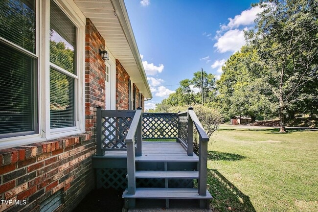 Building Photo - 1205 Morning Star Ln