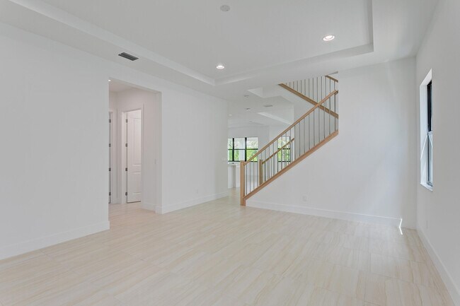 Building Photo - 13559 Artisan Cir
