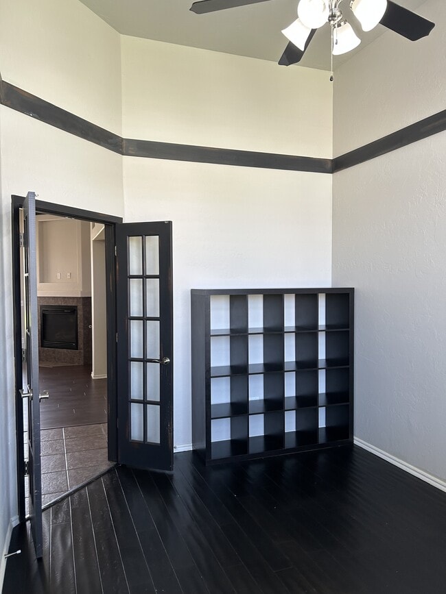 Building Photo - 16109 Sonoma Lake Blvd
