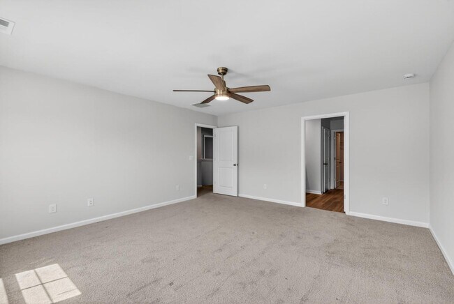 Building Photo - 185 Carolina Grv Blvd