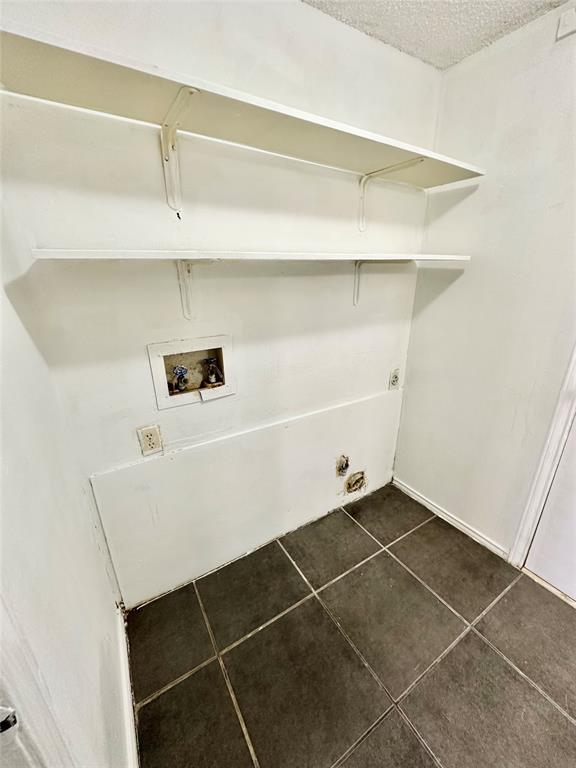 Building Photo - 9103 Japonica Ct
