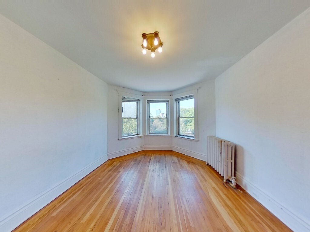 Building Photo - 80 Fenway