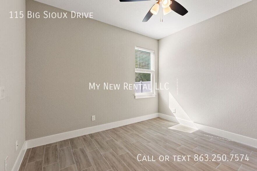 Building Photo - 115 Big Sioux Dr