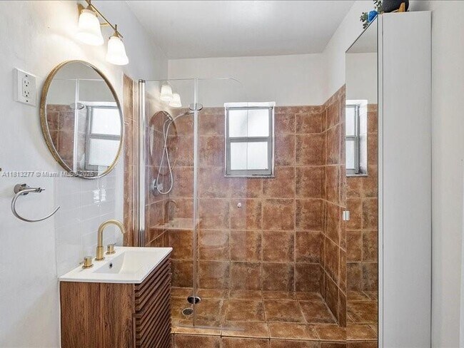 Building Photo - 421 Grand Concourse