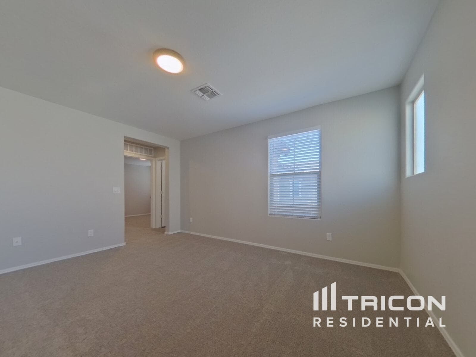 Building Photo - 1169 N 163rd Dr