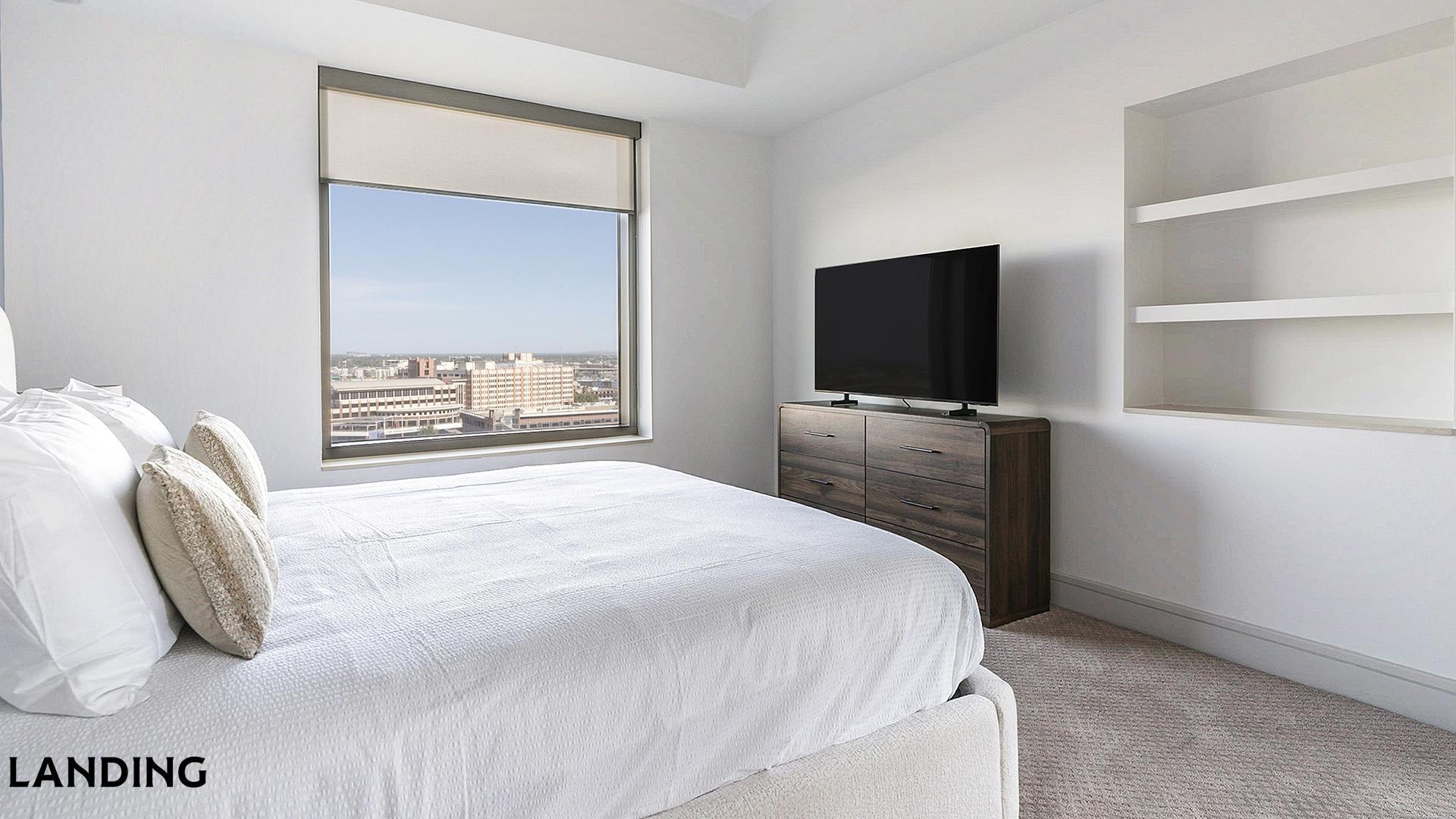 Building Photo - 777 Preston St