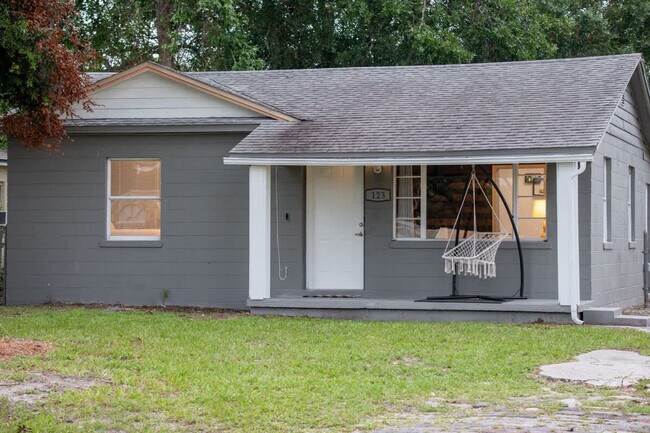 Building Photo - 123 Oconee St