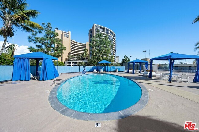 Building Photo - 4316 Marina City Dr