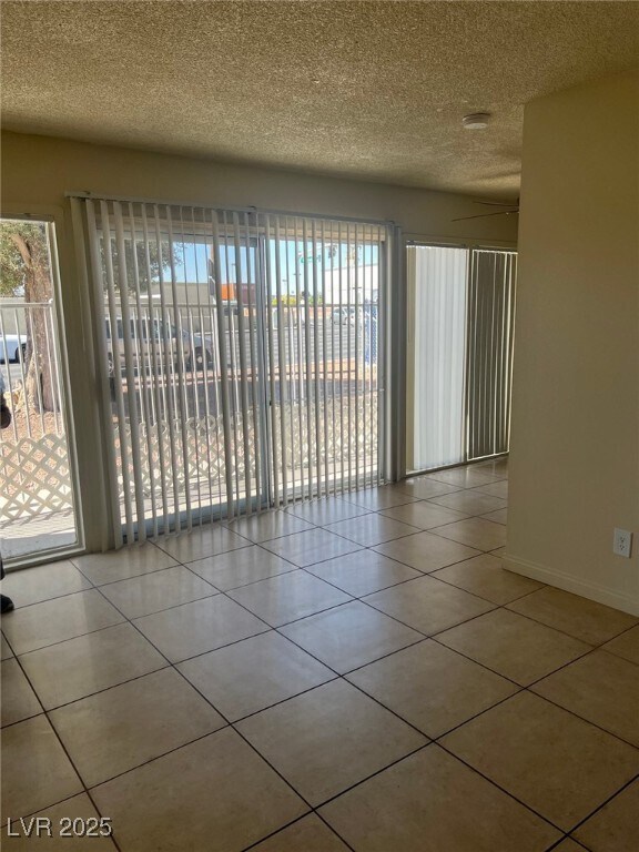 Building Photo - 1388 E Desert Inn Rd