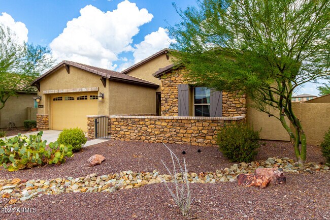 Building Photo - 17826 W Gold Poppy Way