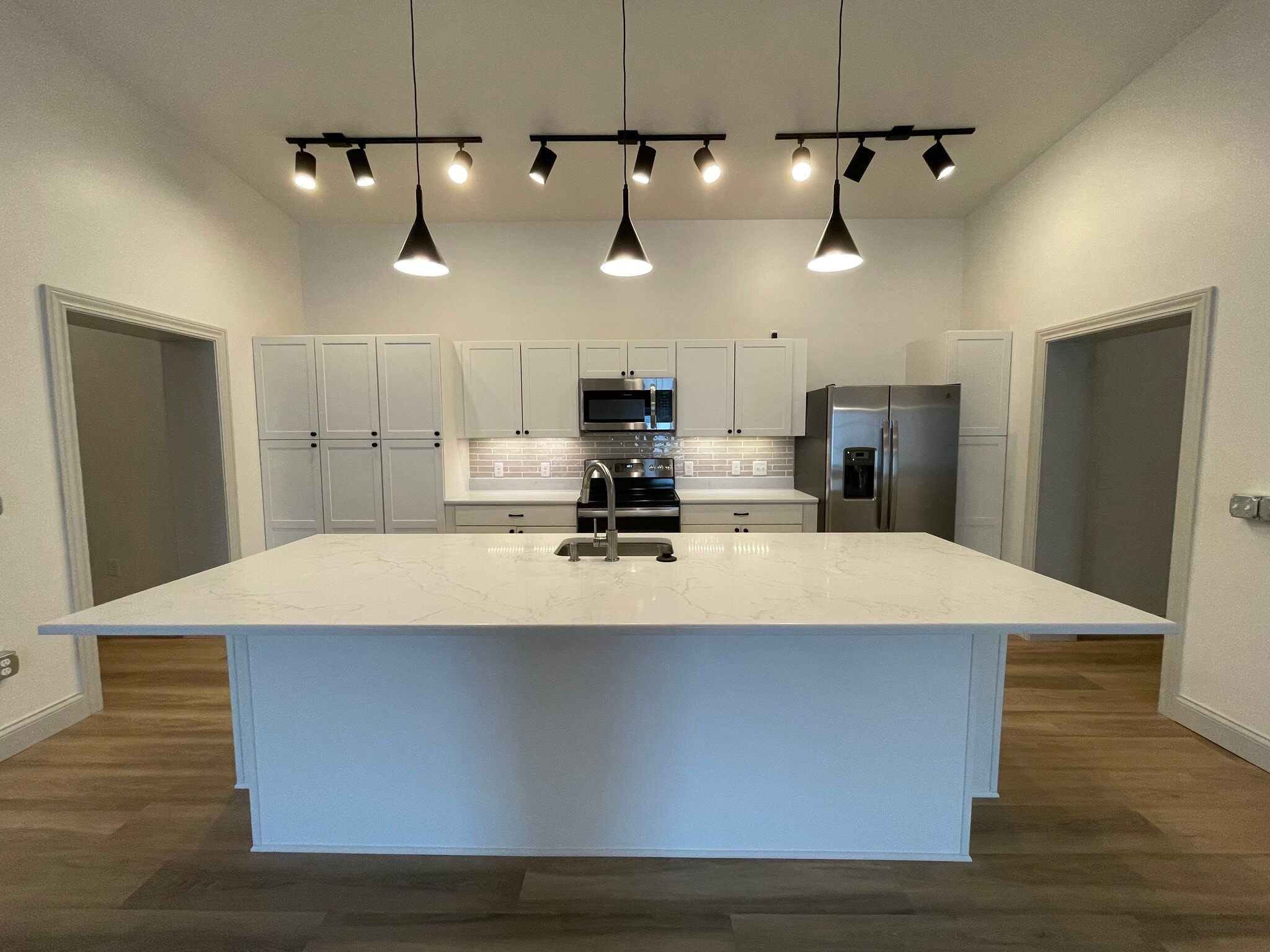 Kitchen View 2 - 117 W Columbus Ave