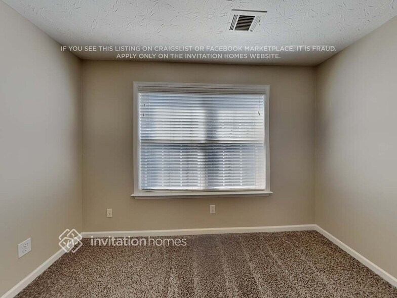 Building Photo - 2027 Pierce Way