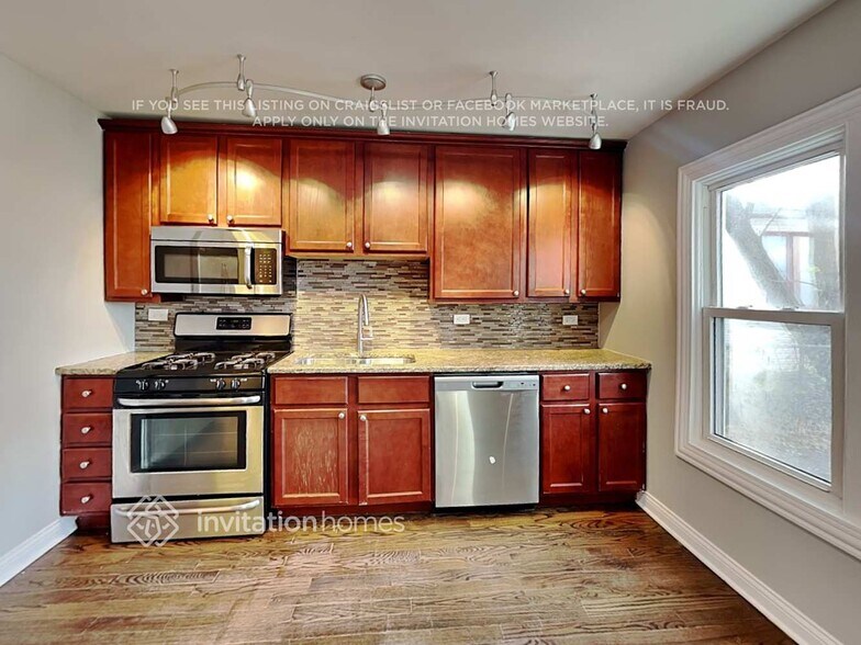 Building Photo - 10002 Merrimac Ave