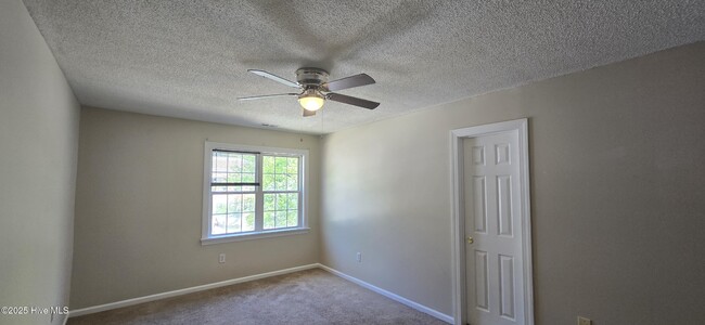 Building Photo - 3427 Westgate Dr