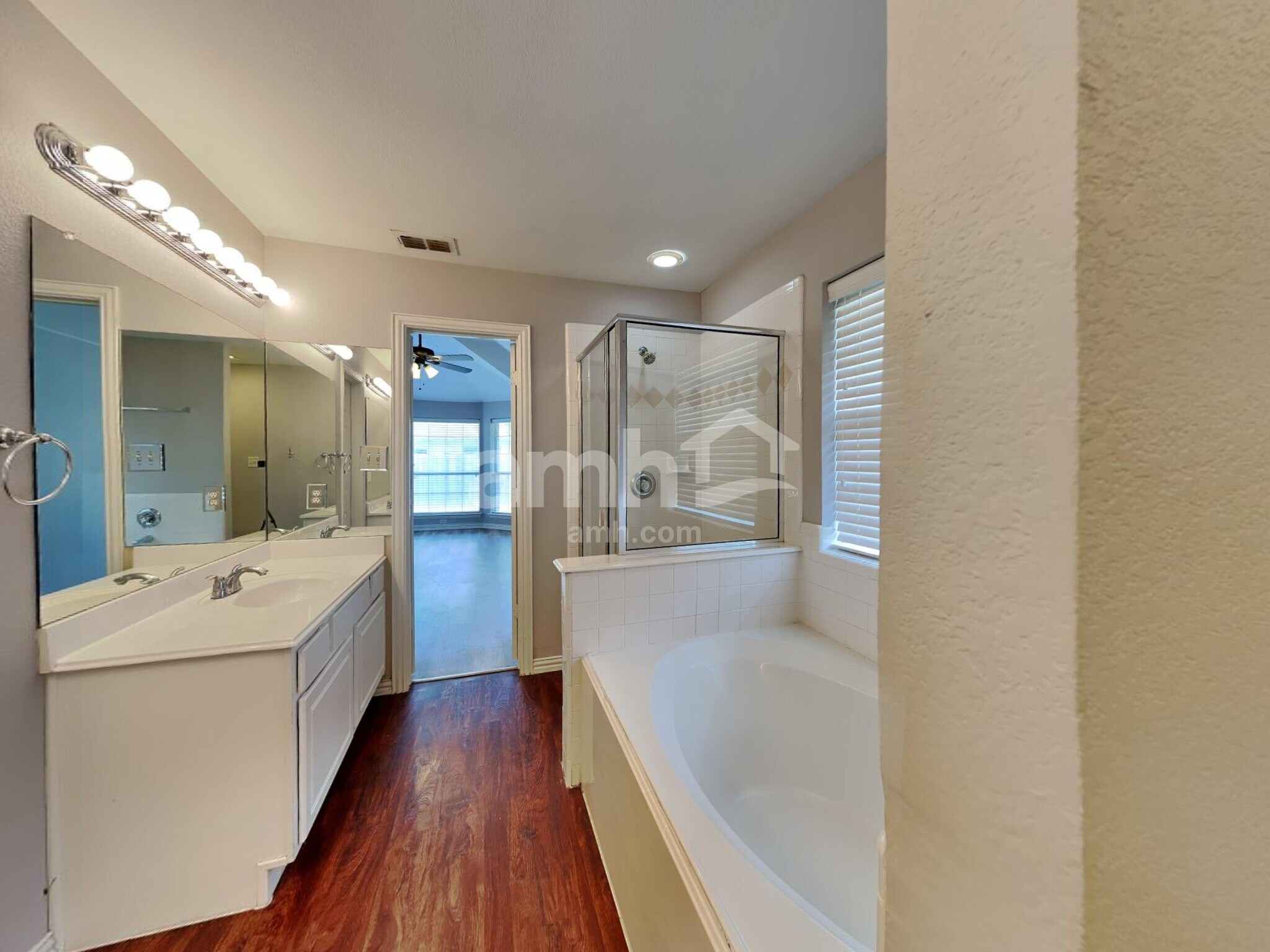 Building Photo - 416 Jeffdale Dr