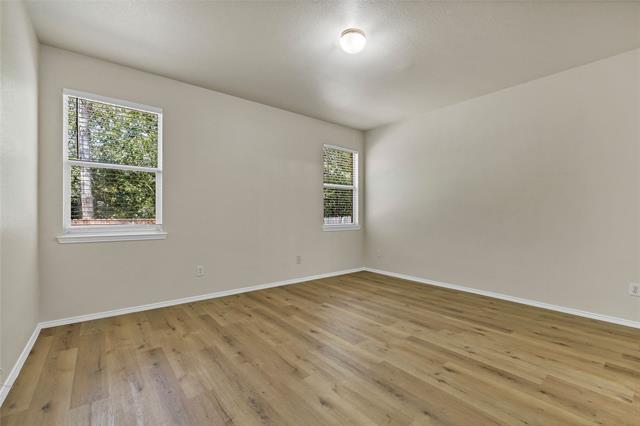 Building Photo - 2409 Spruce Ct